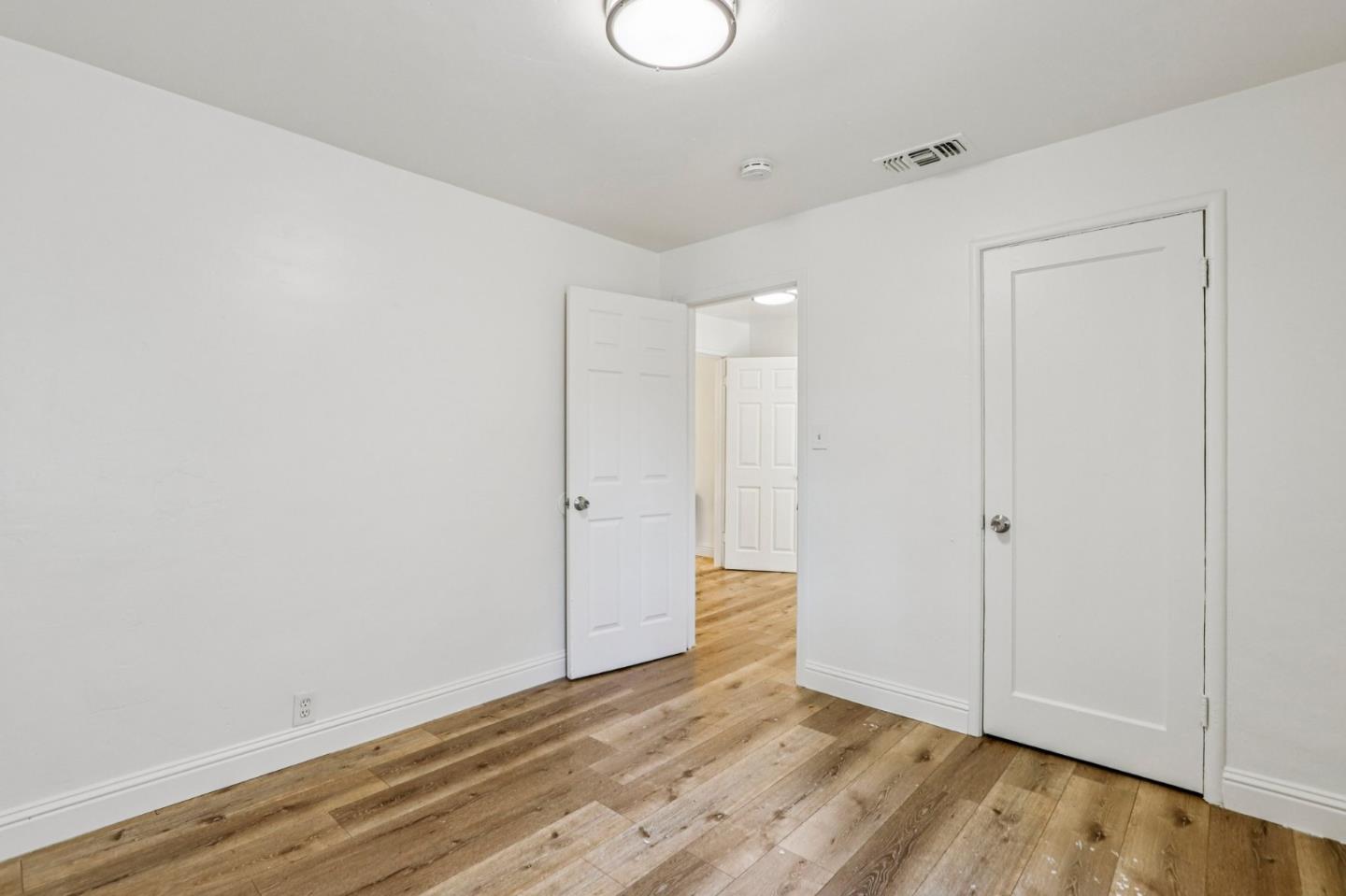 1852 Grand Avenue