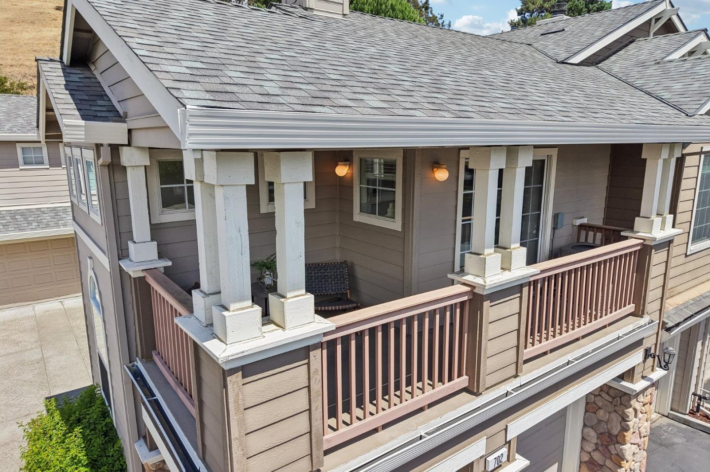 702 Destiny LN