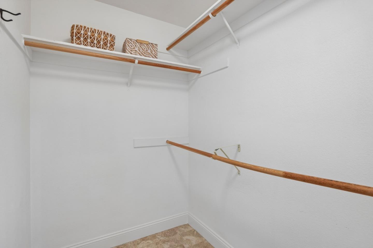 702 Destiny LN