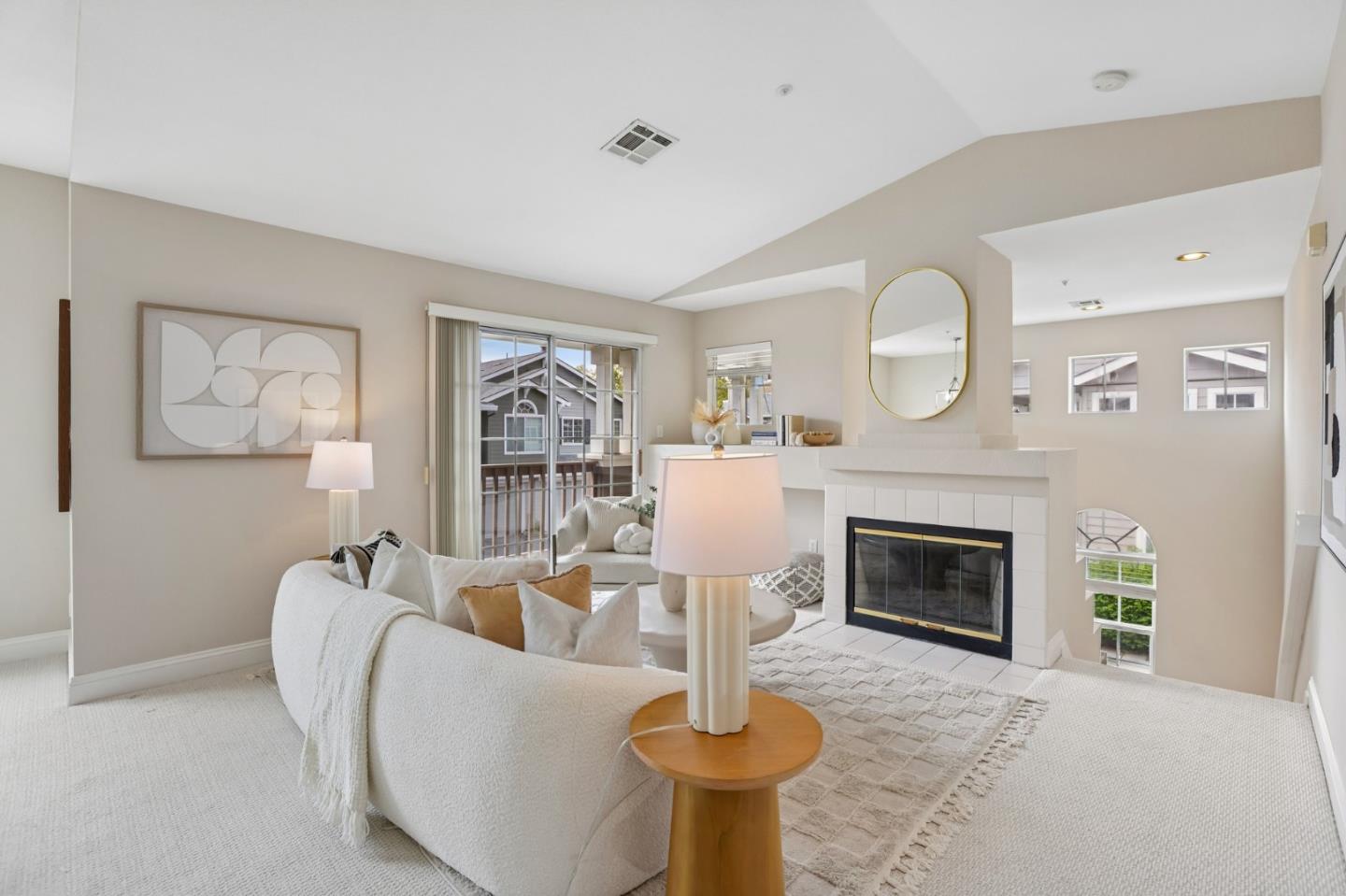 702 Destiny LN