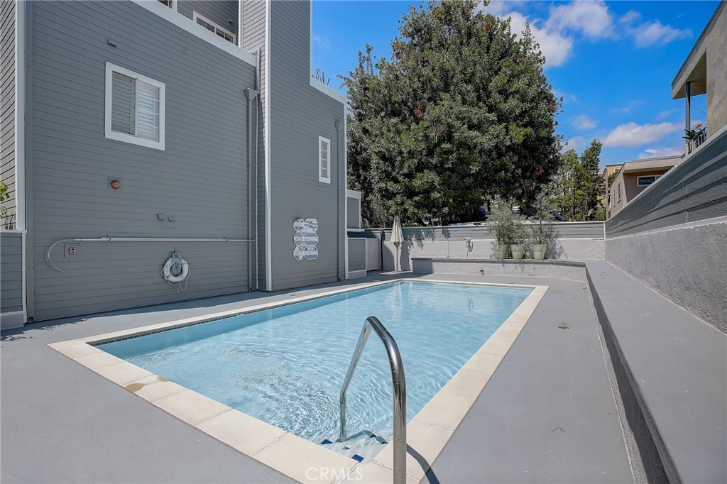 1097 Blanche Street 310