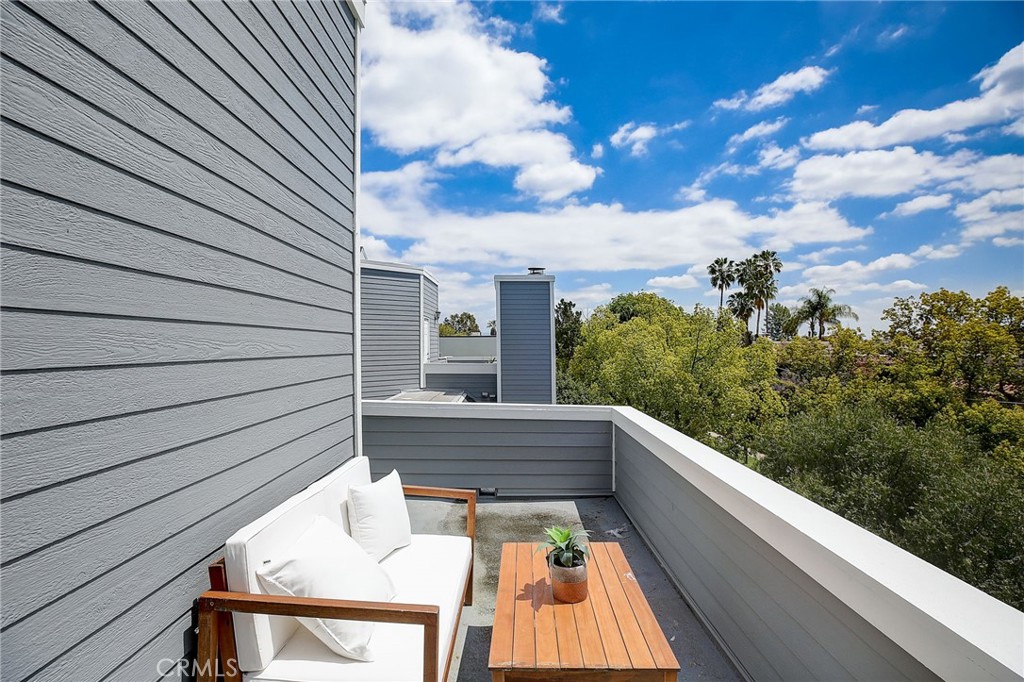 1097 Blanche Street 310