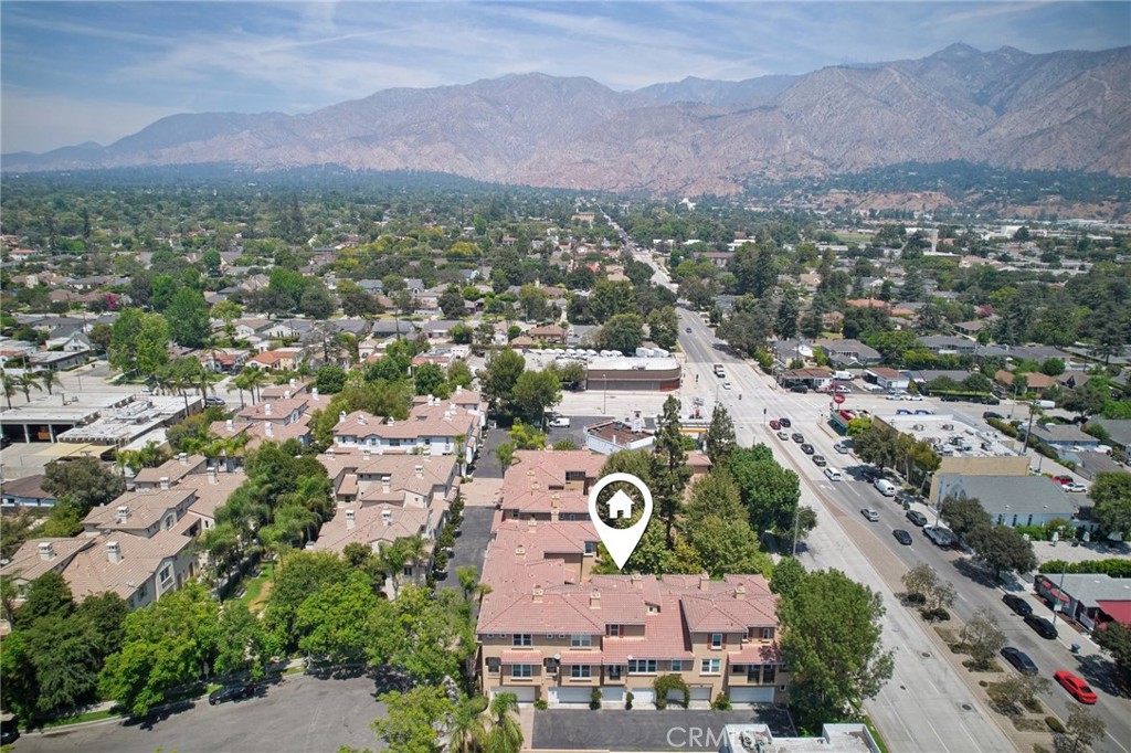453 N Altadena Drive 5