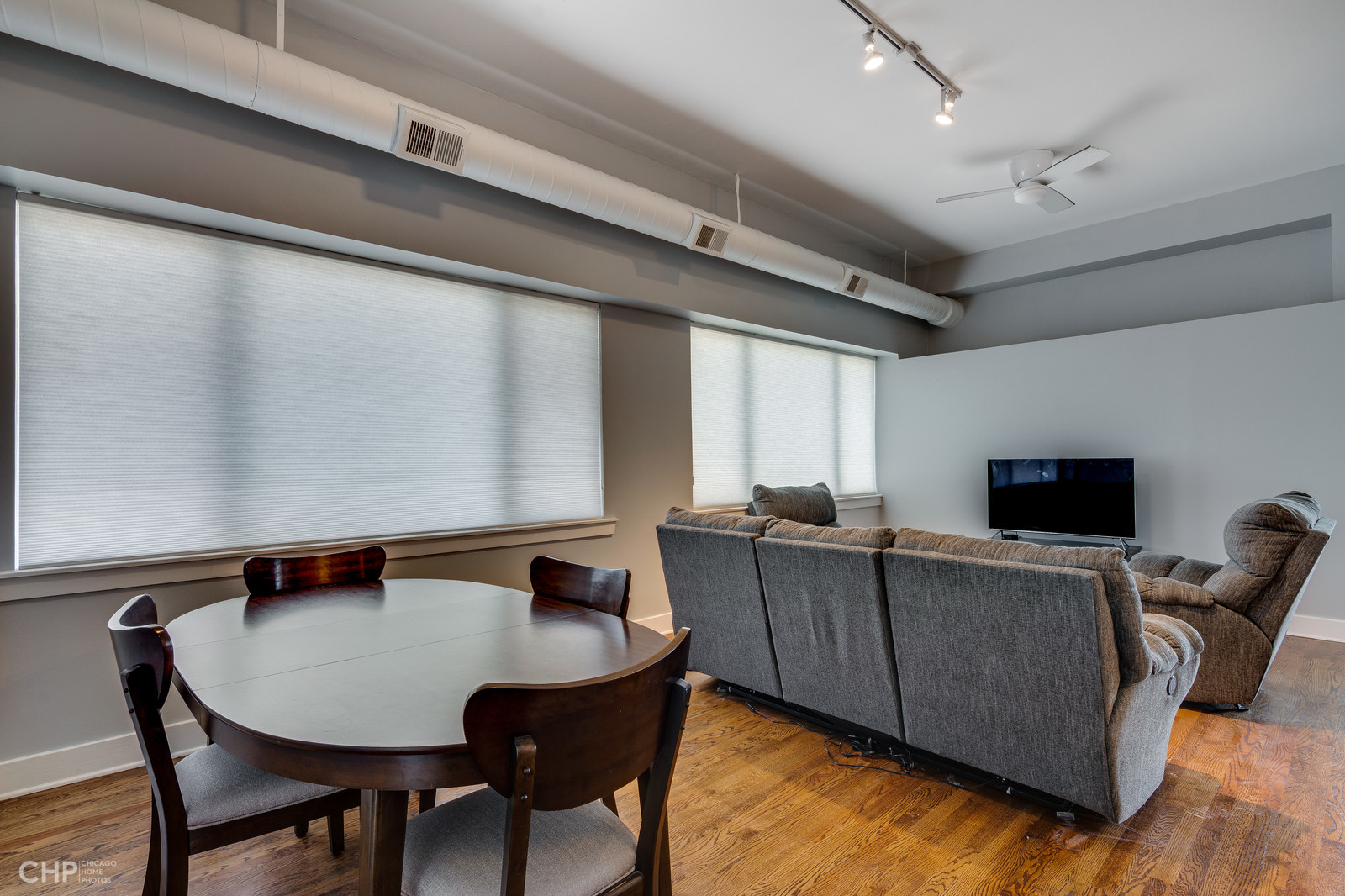 4751 N Artesian Avenue Unit: 401
