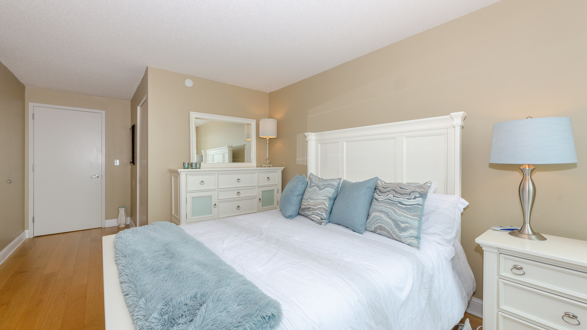 2 E Erie Street Unit: 3607