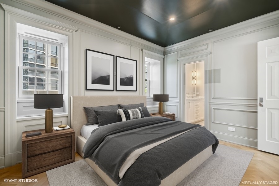 2700 N Lakeview Avenue Unit: 2