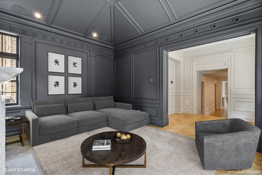 2700 N Lakeview Avenue Unit: 2