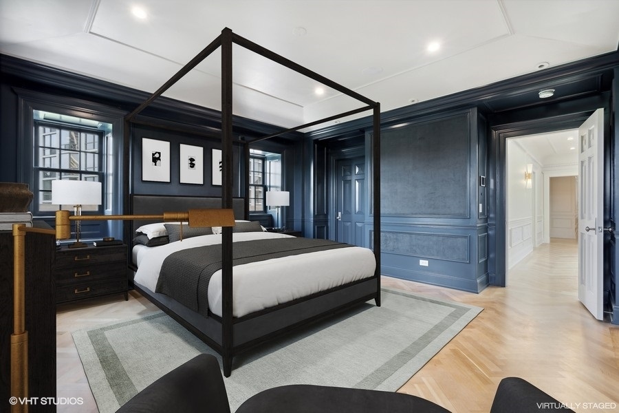 2700 N Lakeview Avenue Unit: 2