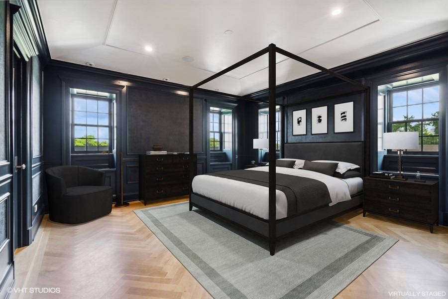 2700 N Lakeview Avenue Unit: 2