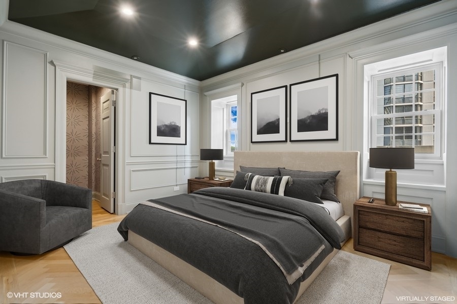 2700 N Lakeview Avenue Unit: 2