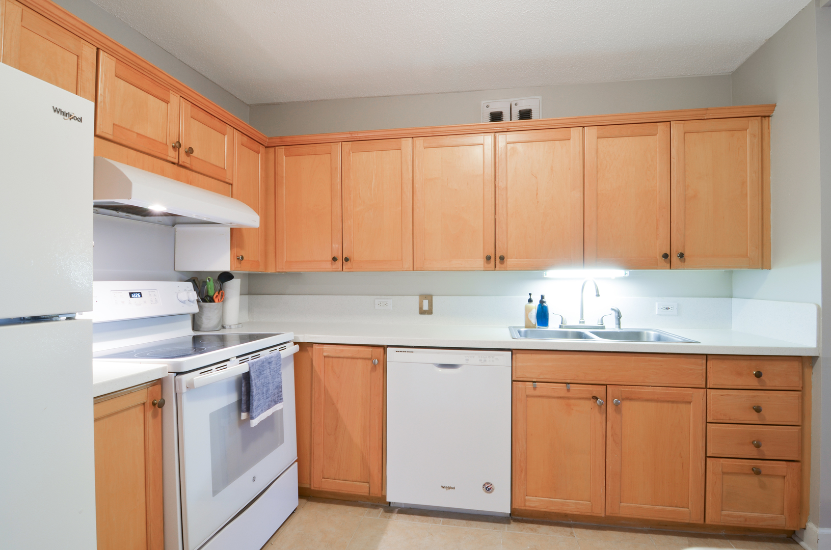 405 N Wabash Avenue Unit: 114