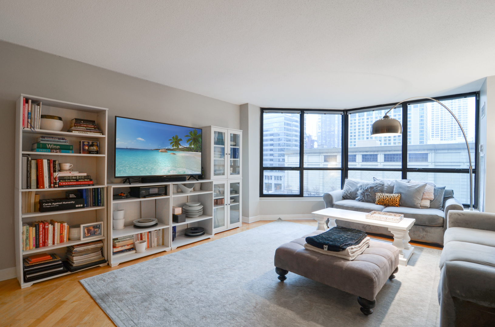 405 N Wabash Avenue Unit: 114