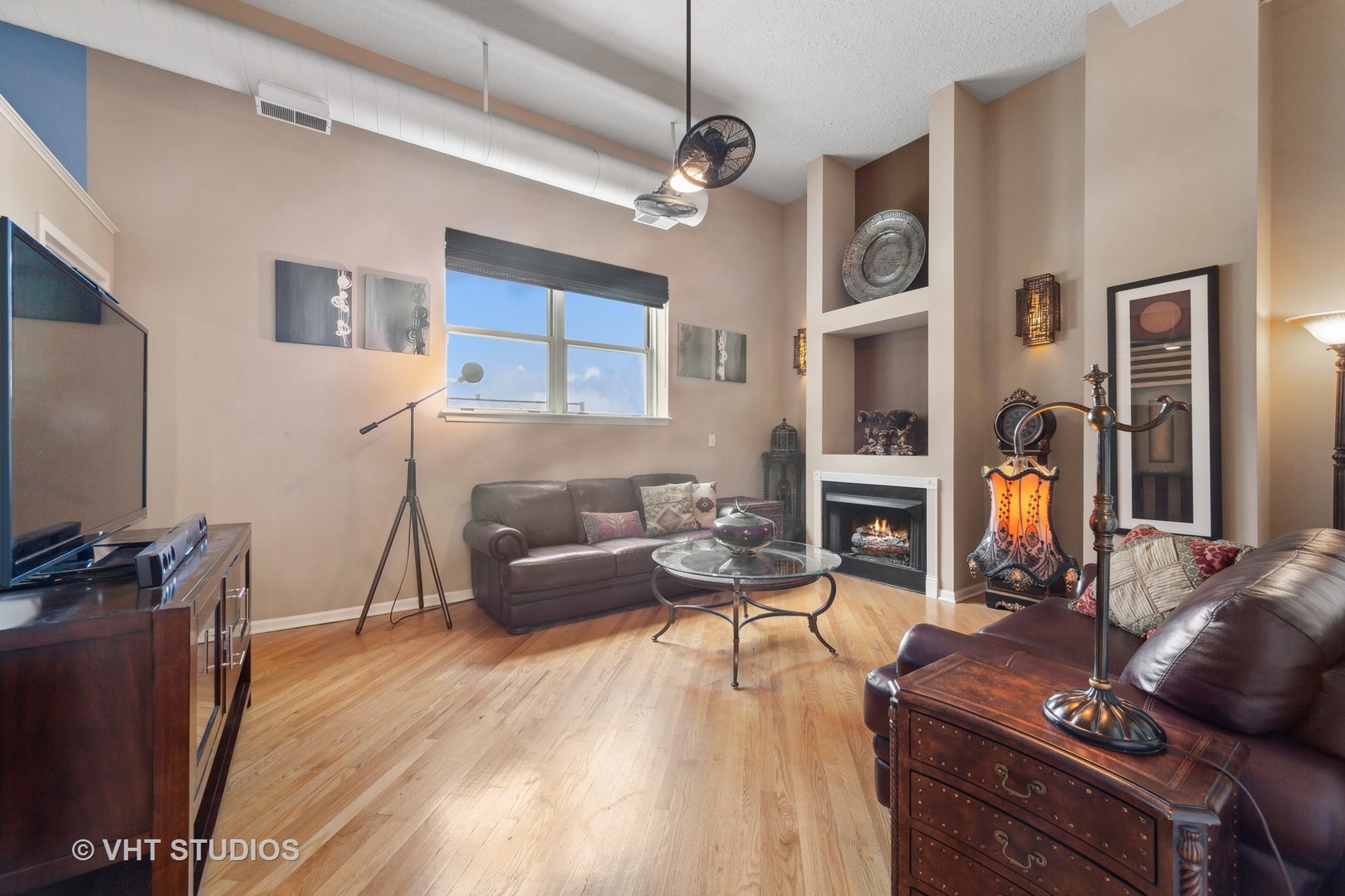 1019 W Jackson Boulevard Unit: 2J