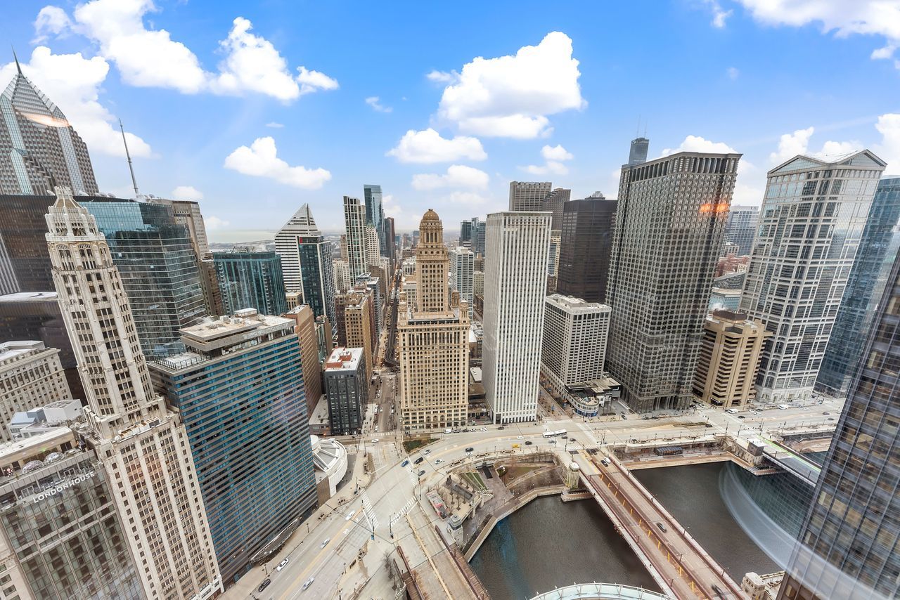 401 N Wabash Avenue Unit: 36H