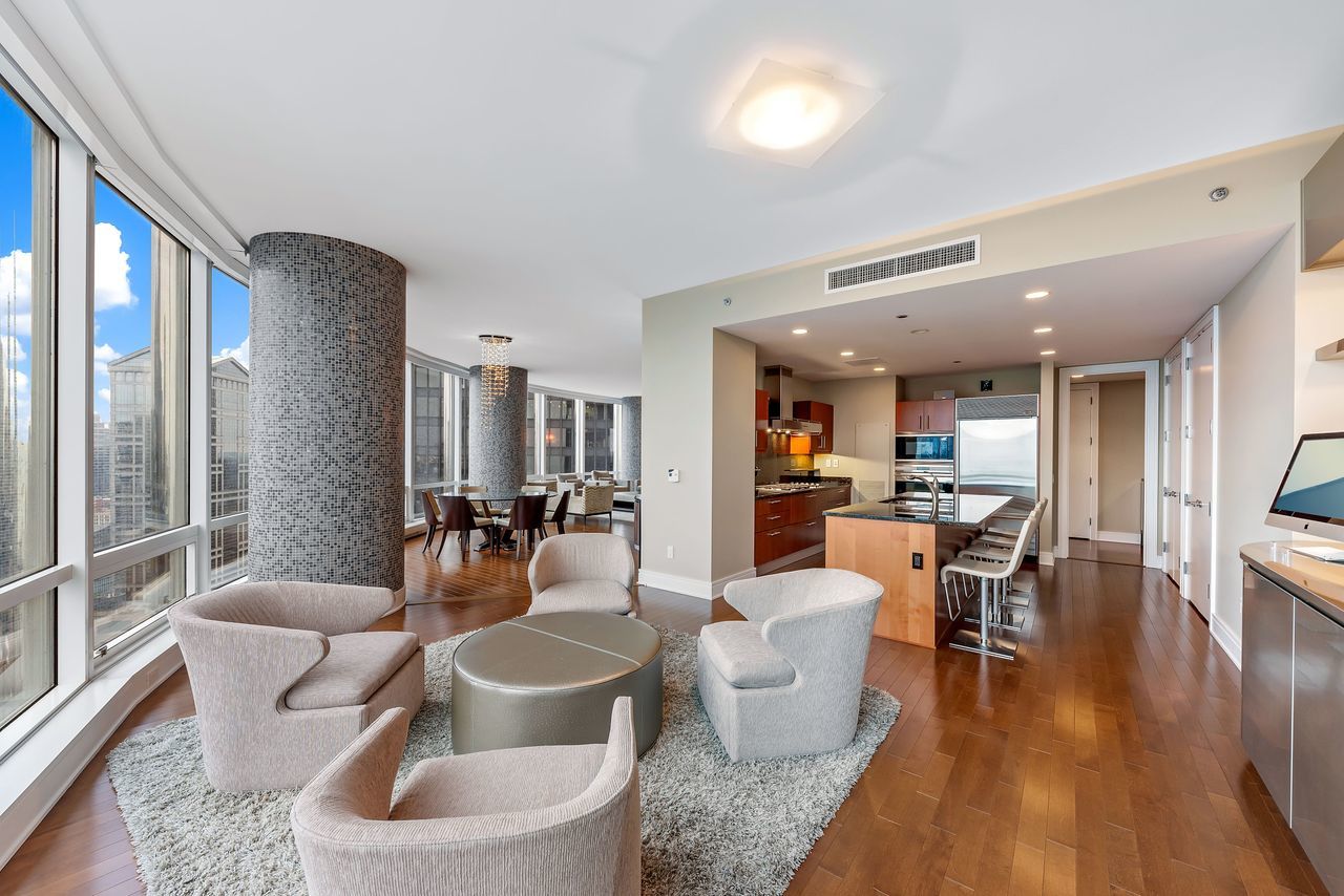401 N Wabash Avenue Unit: 36H