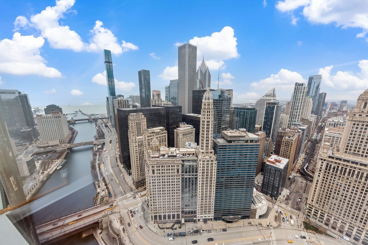 401 N Wabash Avenue Unit: 36H