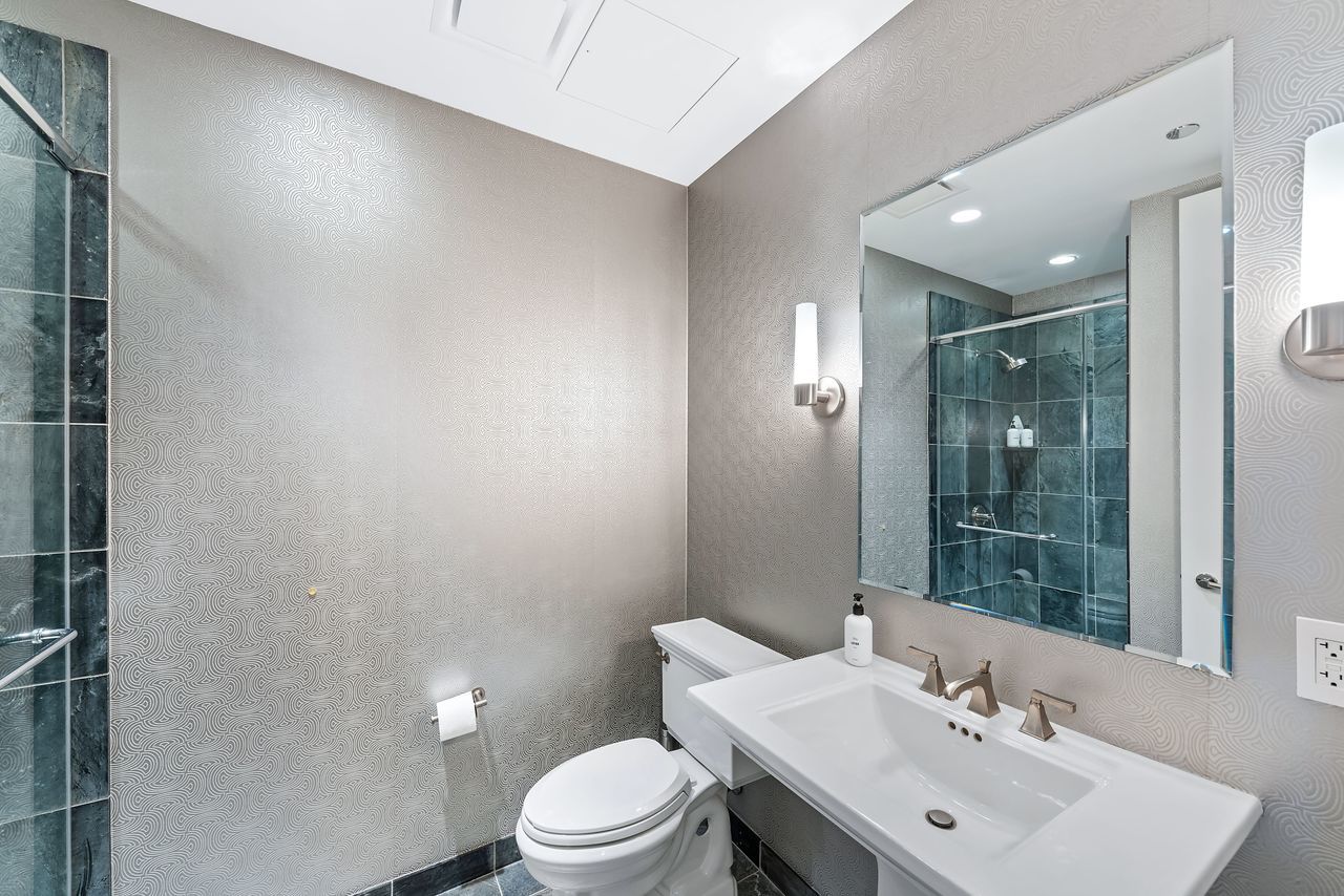 401 N Wabash Avenue Unit: 36H