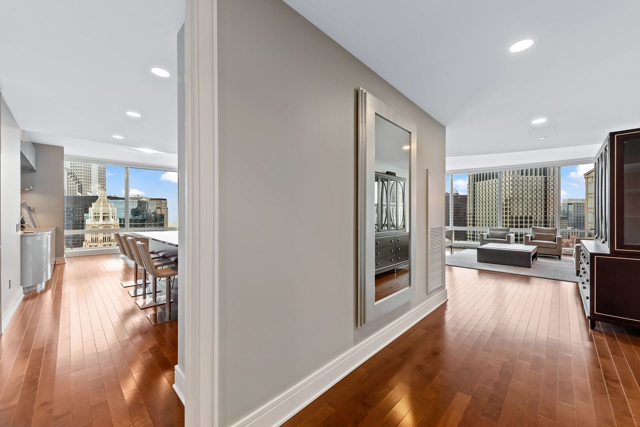 401 N Wabash Avenue Unit: 36H