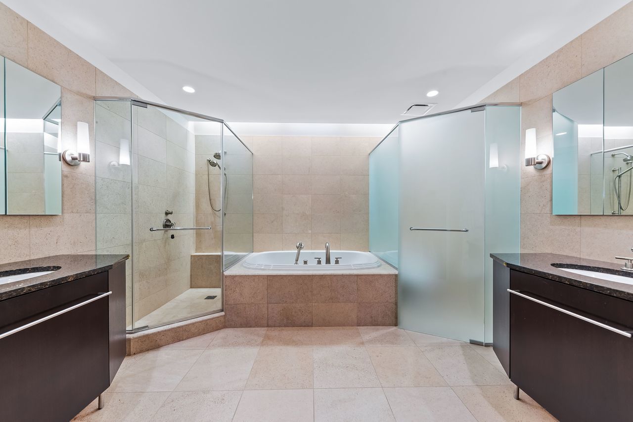 401 N Wabash Avenue Unit: 36H