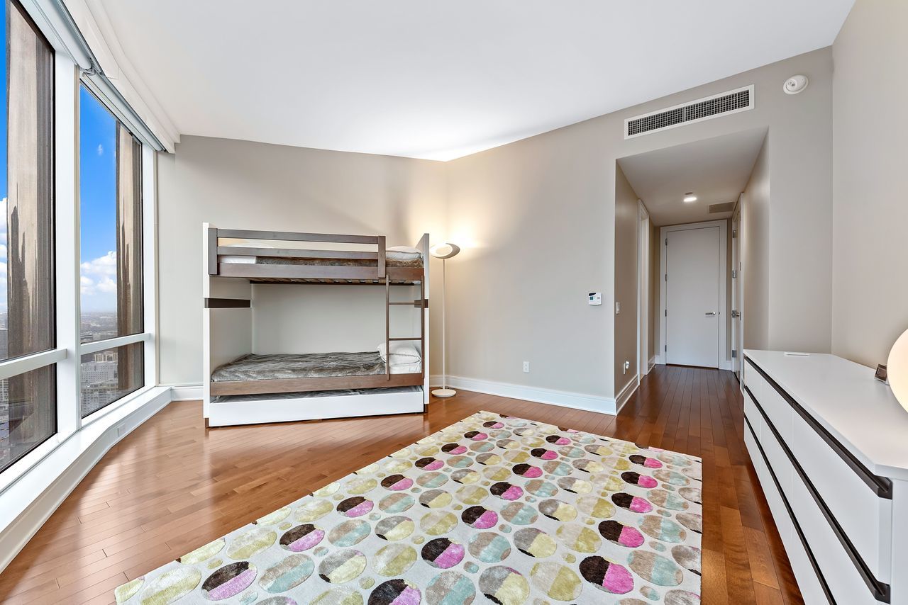 401 N Wabash Avenue Unit: 36H