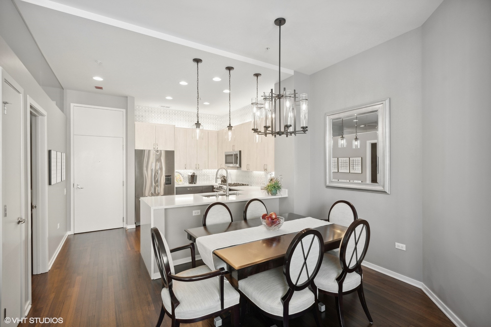 500 W Superior Street Unit: 1713