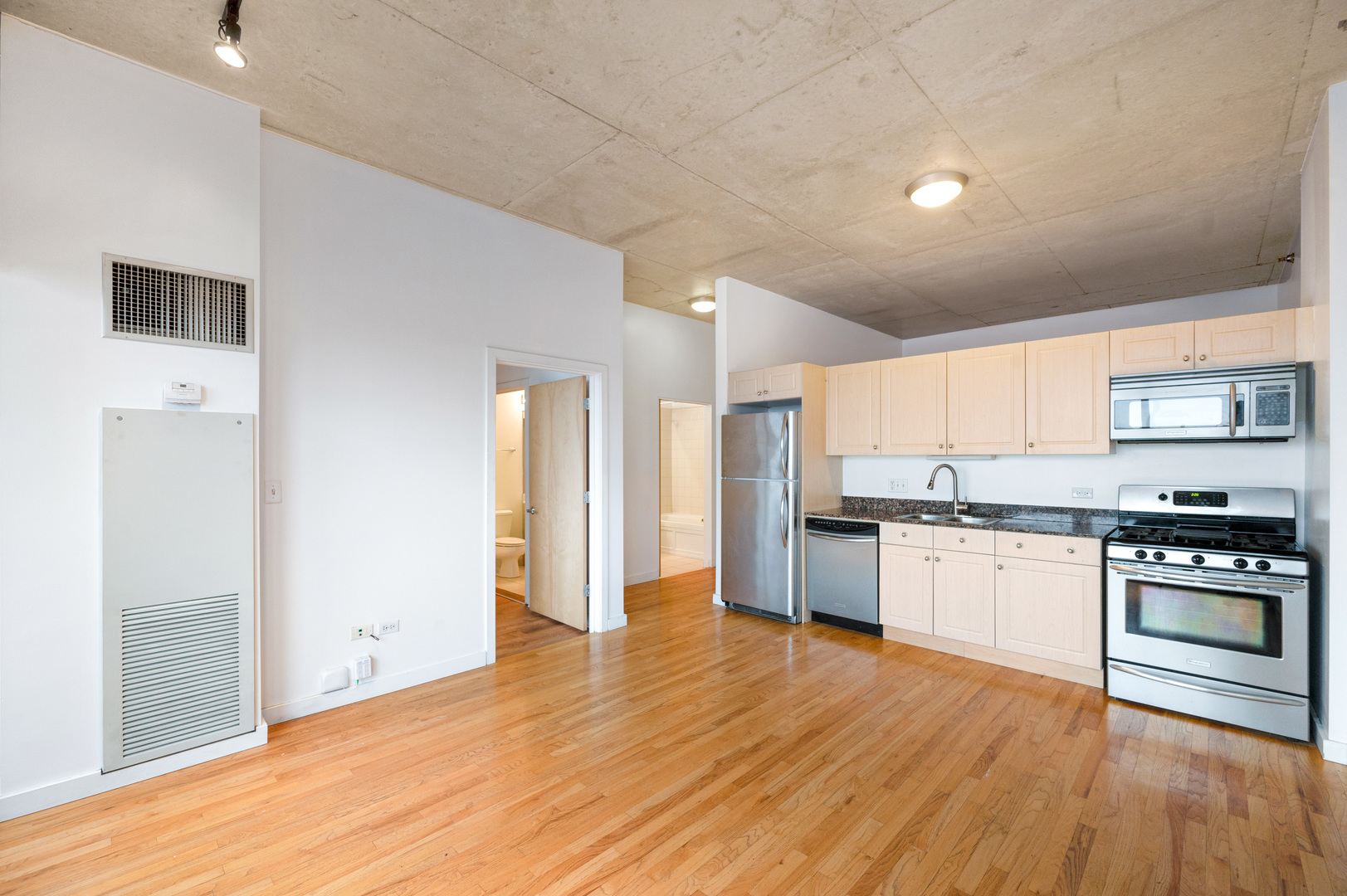 1720 S Michigan Avenue Unit: 1012