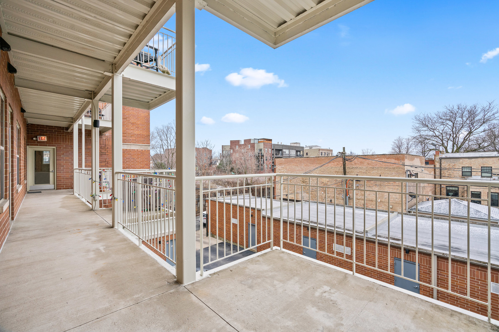 1807 W Addison Street Unit: 3E