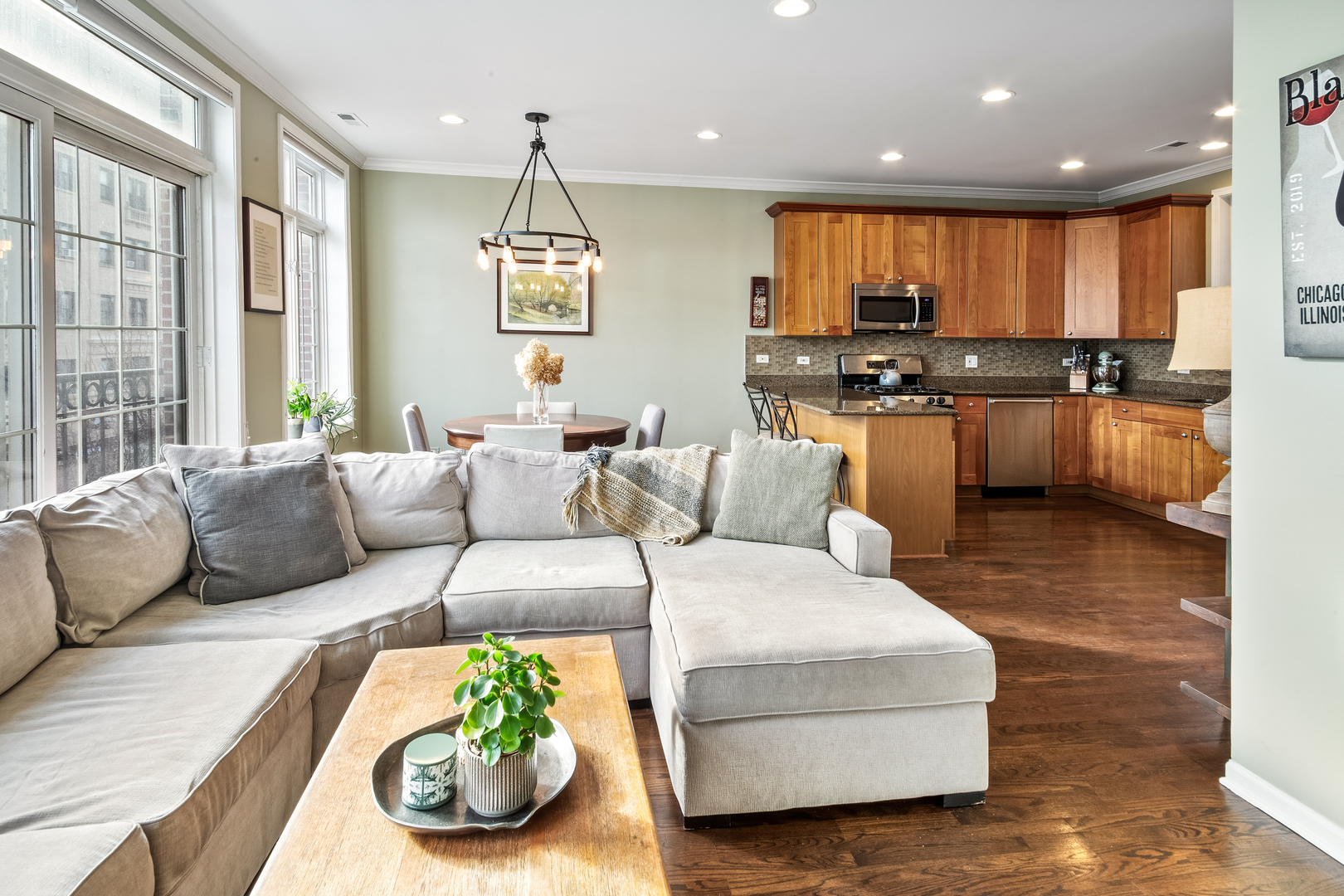 1148 W Diversey Parkway Unit: 3