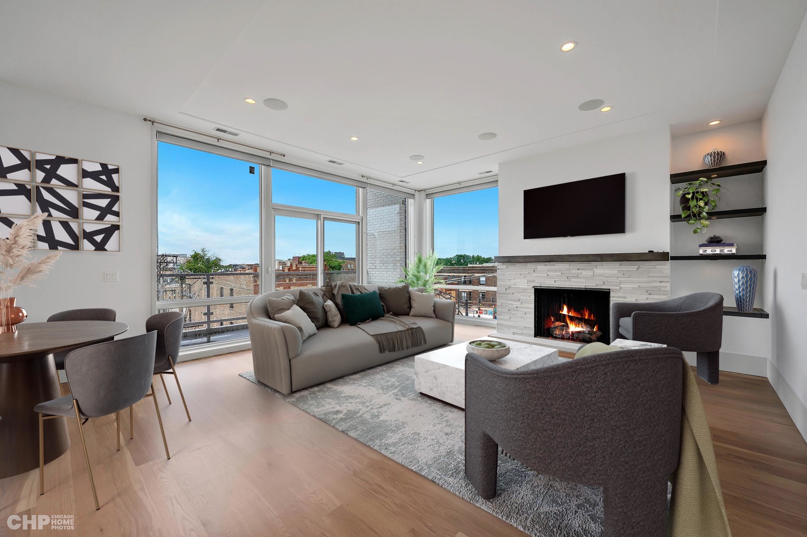 2015 W Armitage Avenue Unit: 4