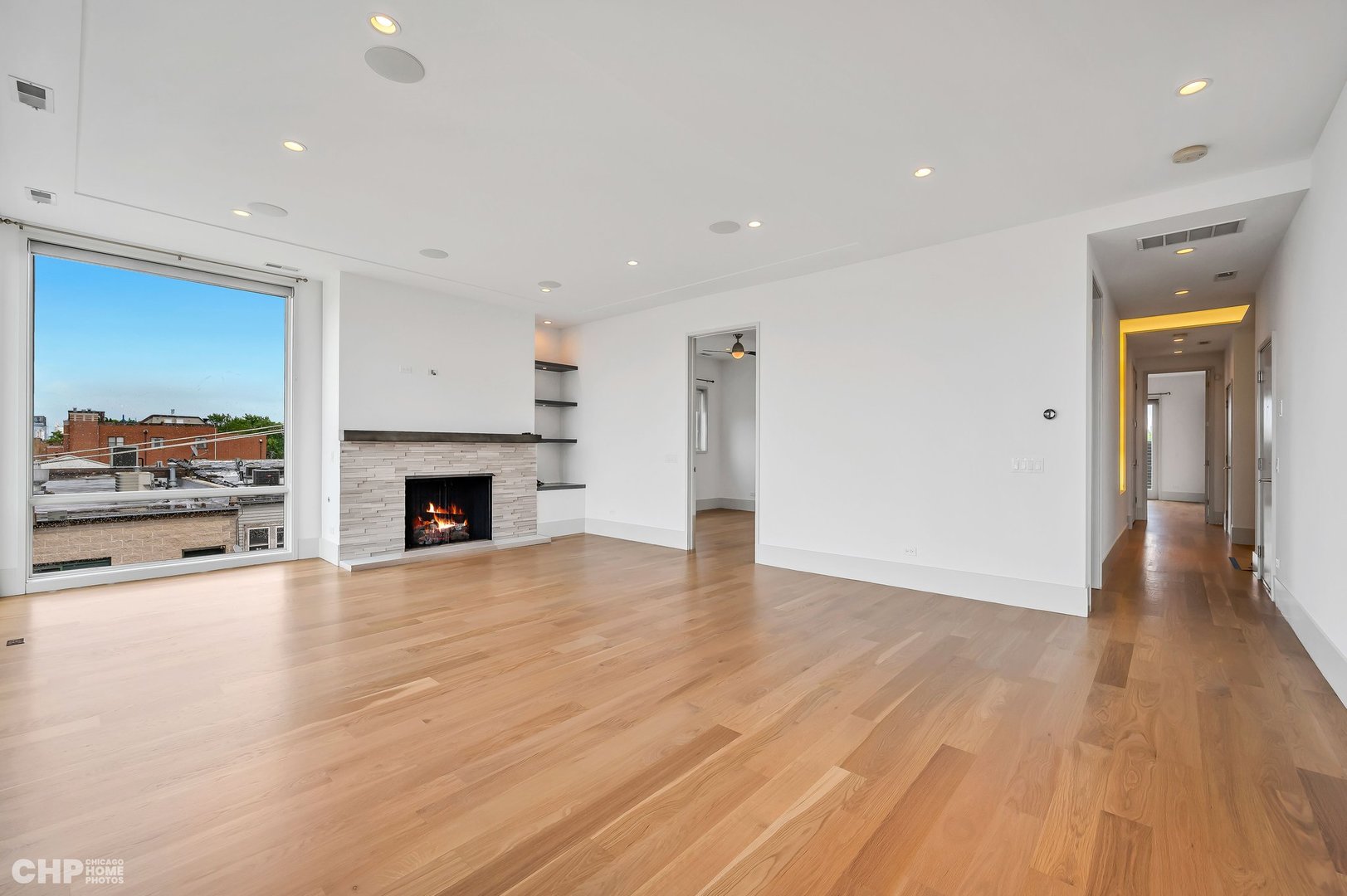 2015 W Armitage Avenue Unit: 4