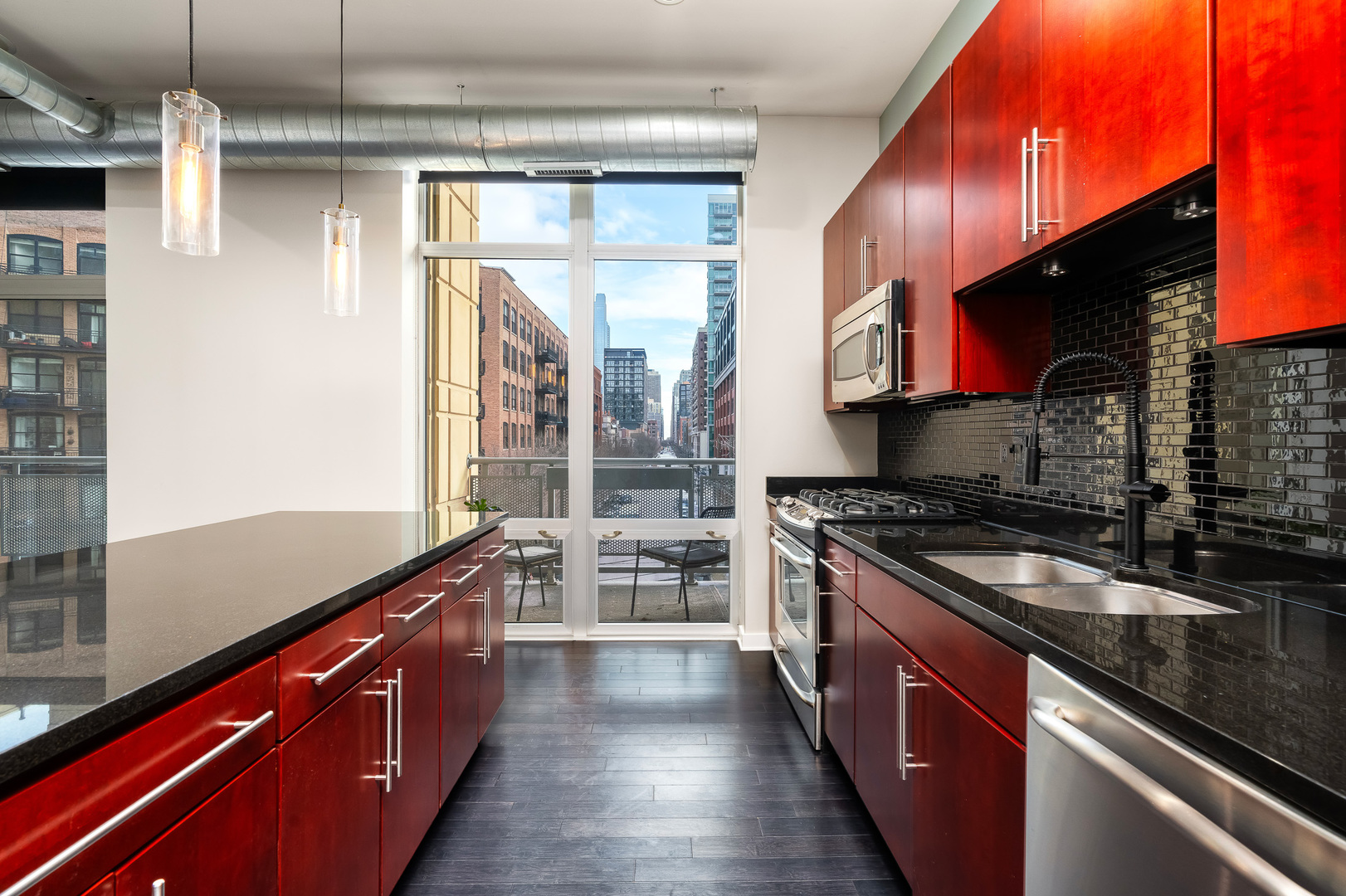 700 N Larrabee Street Unit: 308