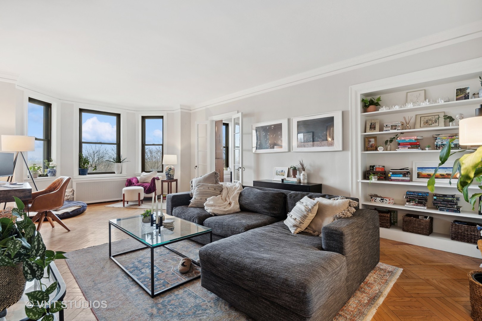 2000 N Lincoln Park West Unit: 508