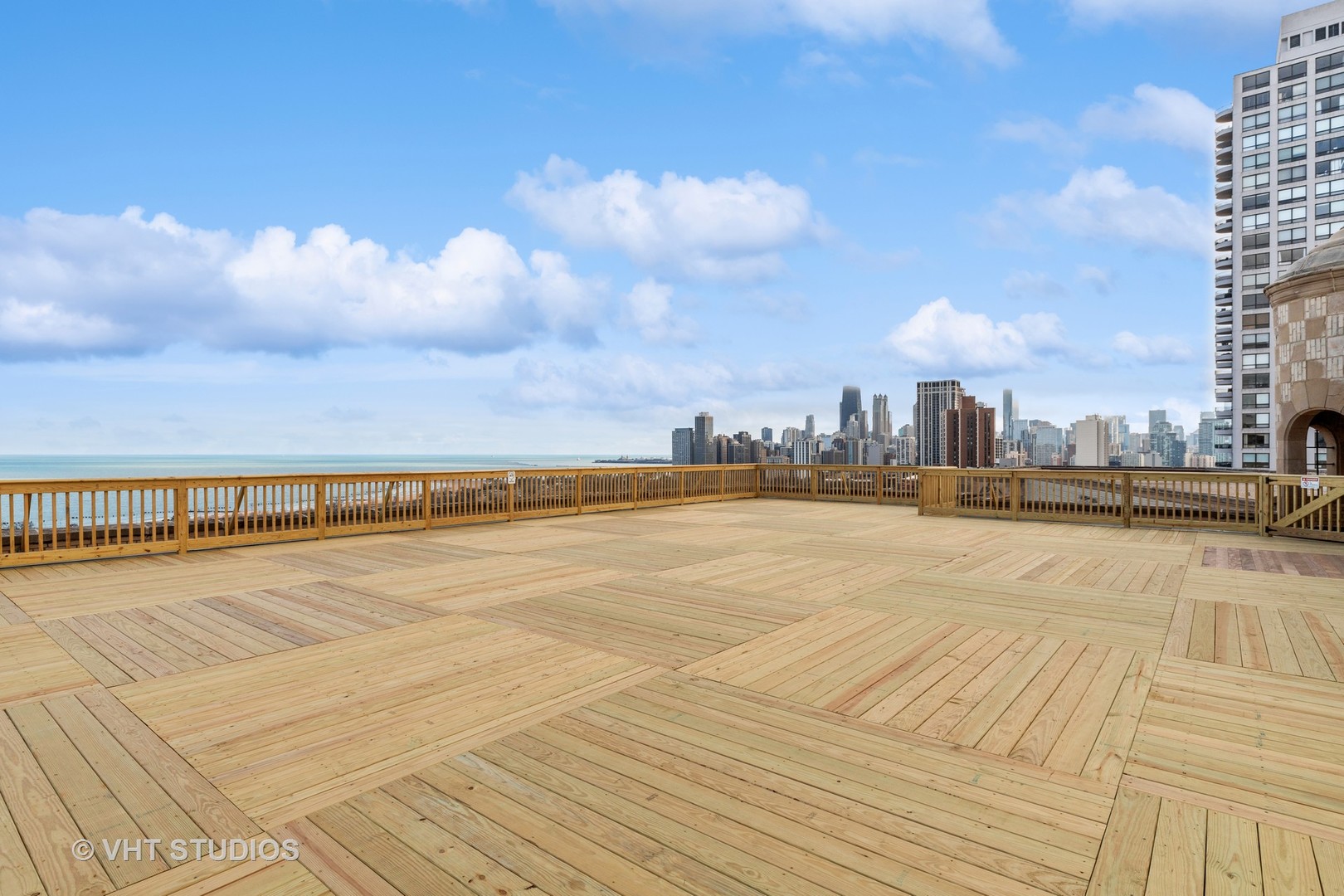 2000 N Lincoln Park West Unit: 508