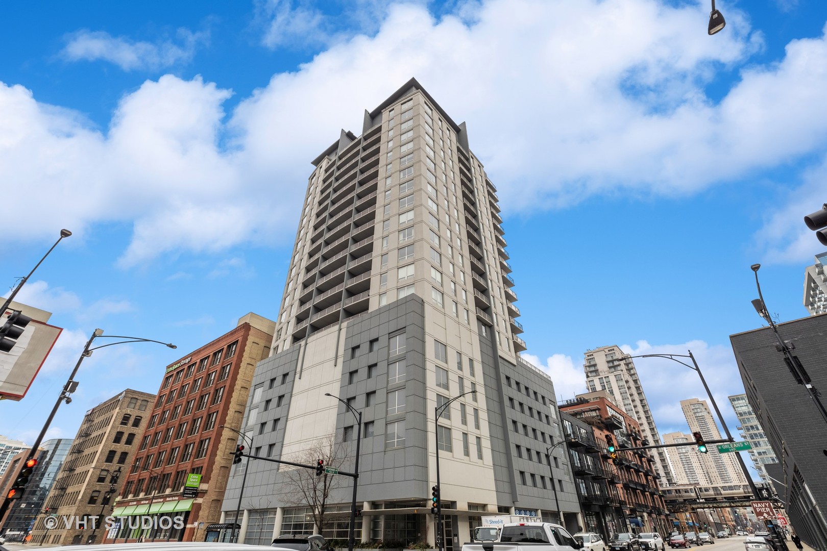 330 W Grand Avenue Unit: 1204
