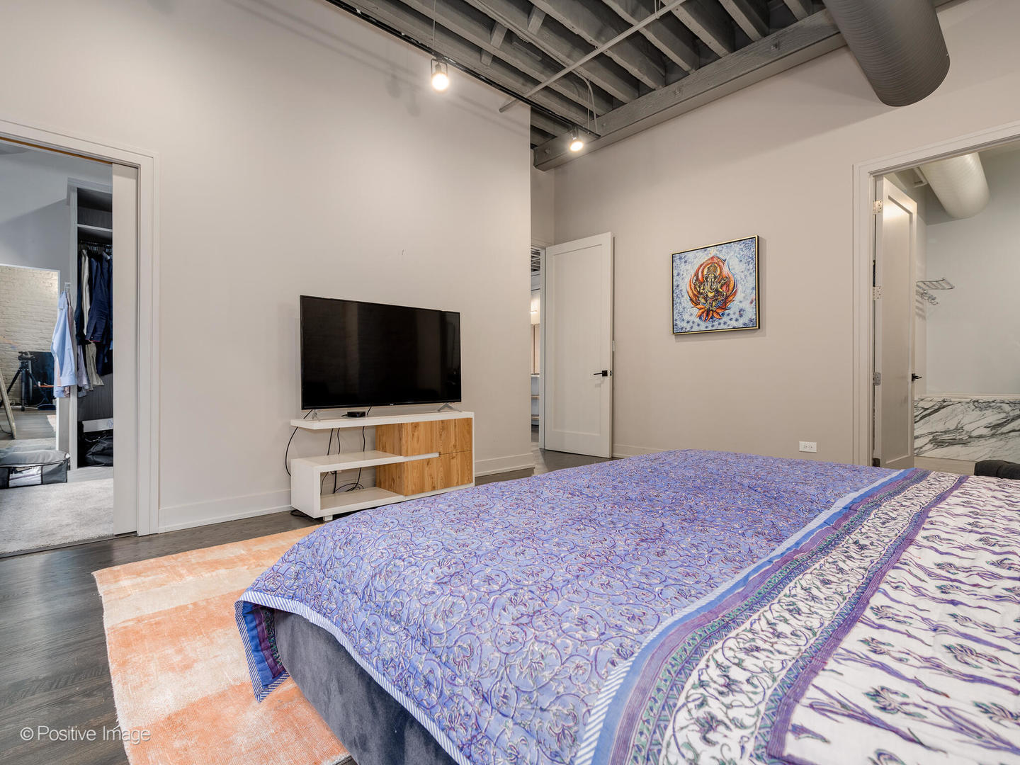 420 W Grand Avenue Unit: 1D2D