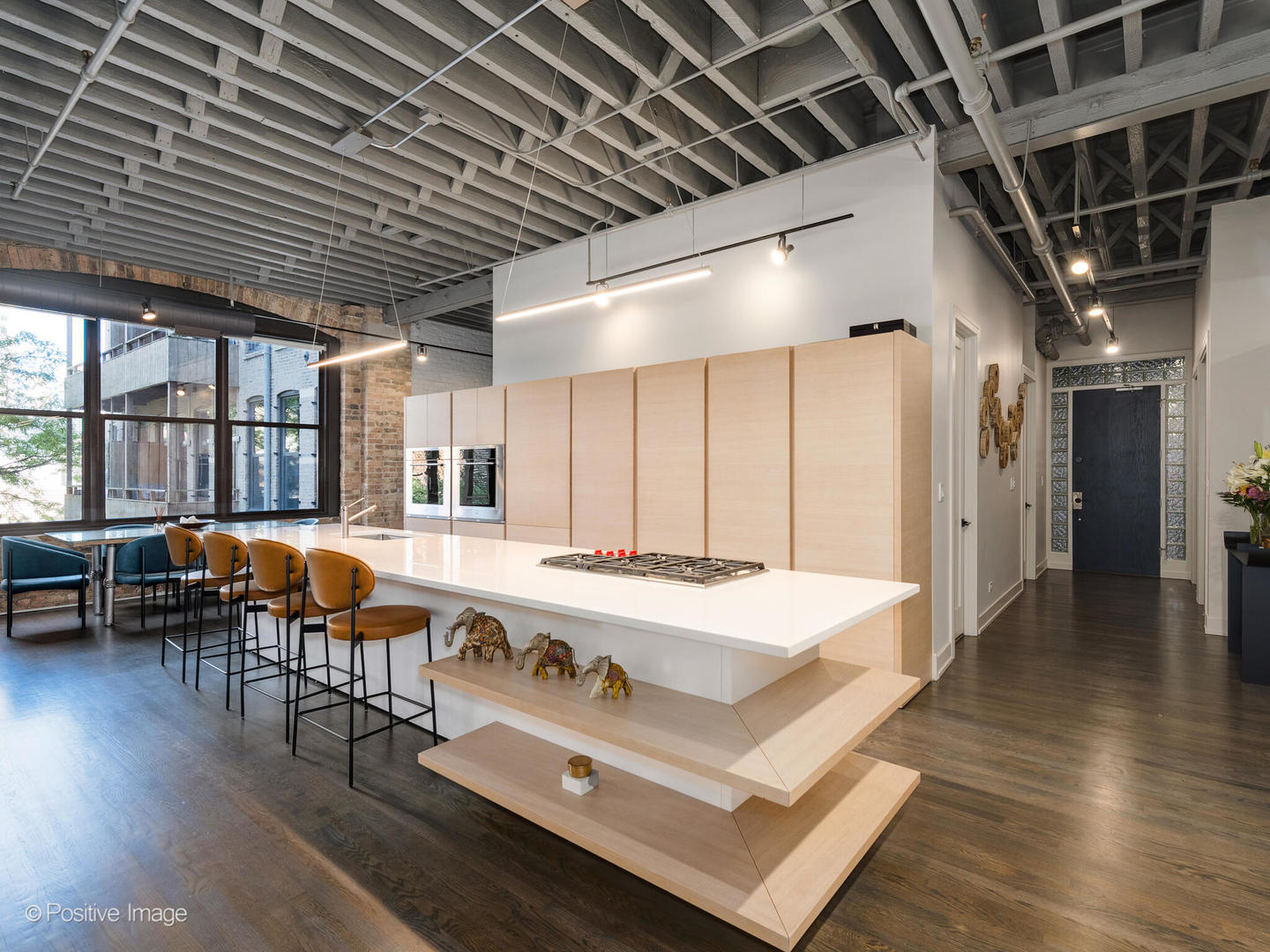 420 W Grand Avenue Unit: 1D2D