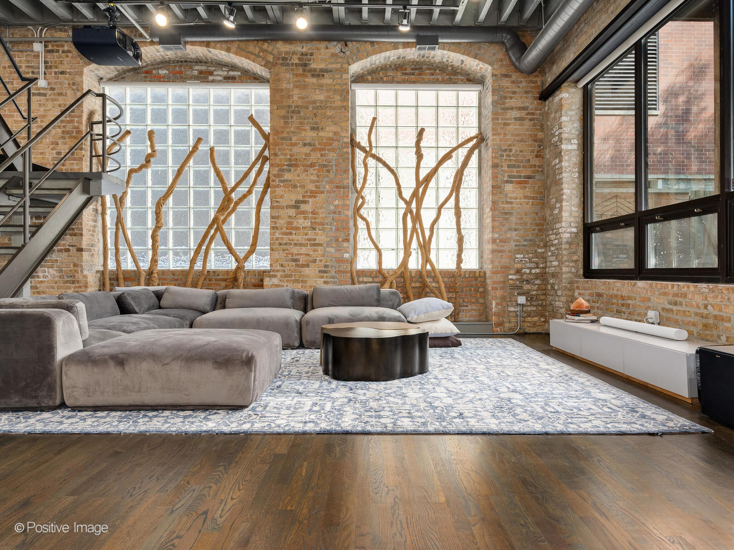 420 W Grand Avenue Unit: 1D2D