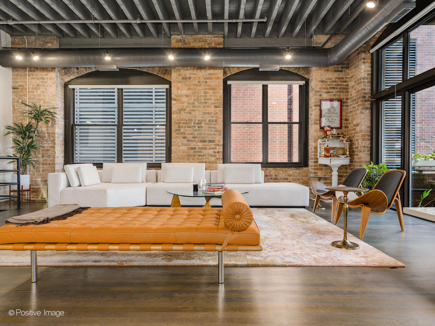 420 W Grand Avenue Unit: 1D2D
