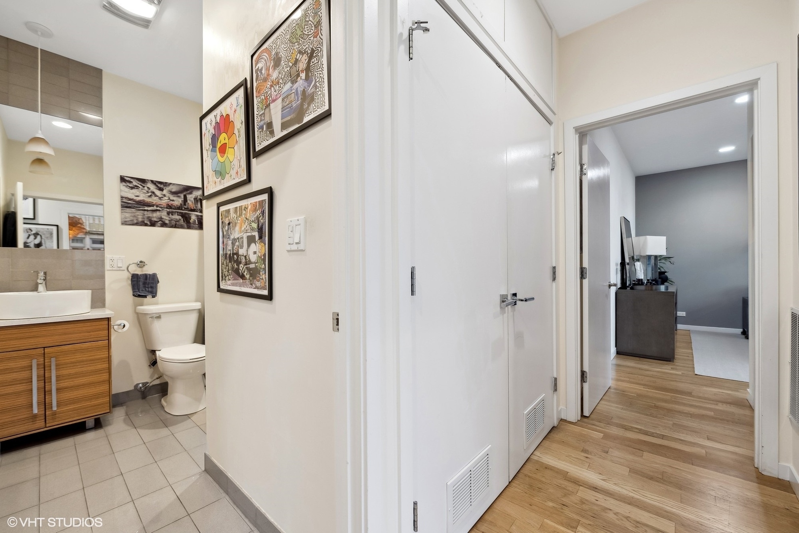 2800 W NORTH Avenue Unit: 203