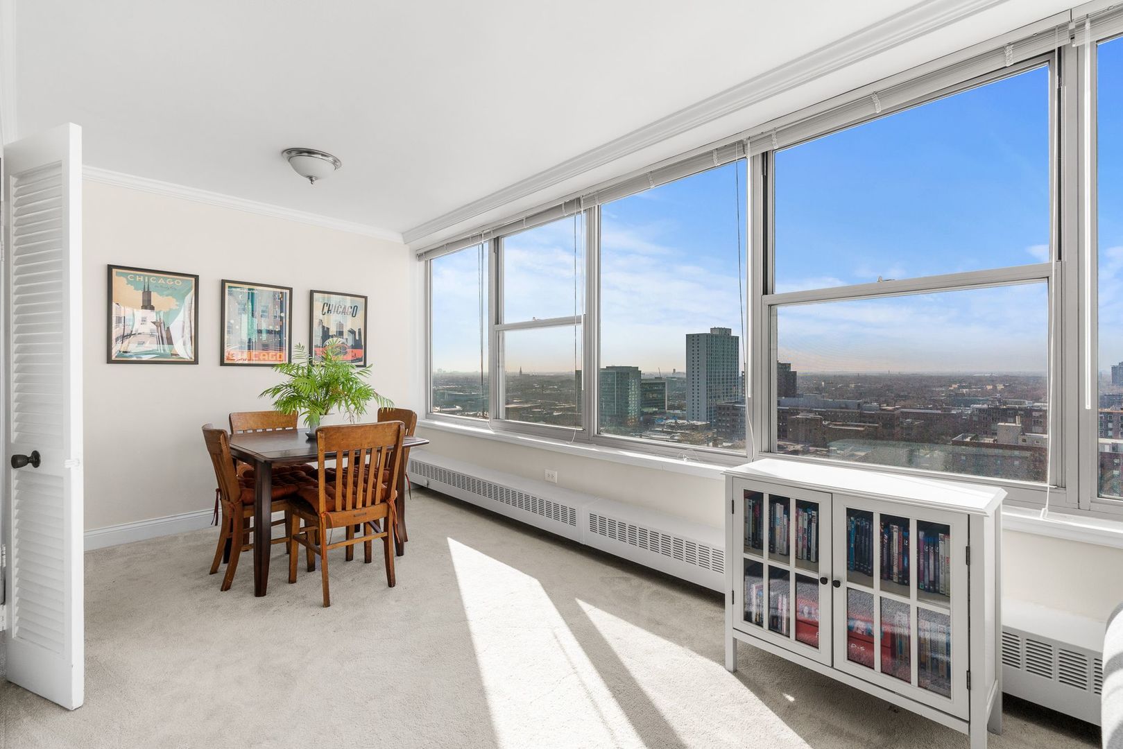 3900 N Lake Shore Drive Unit: 18F