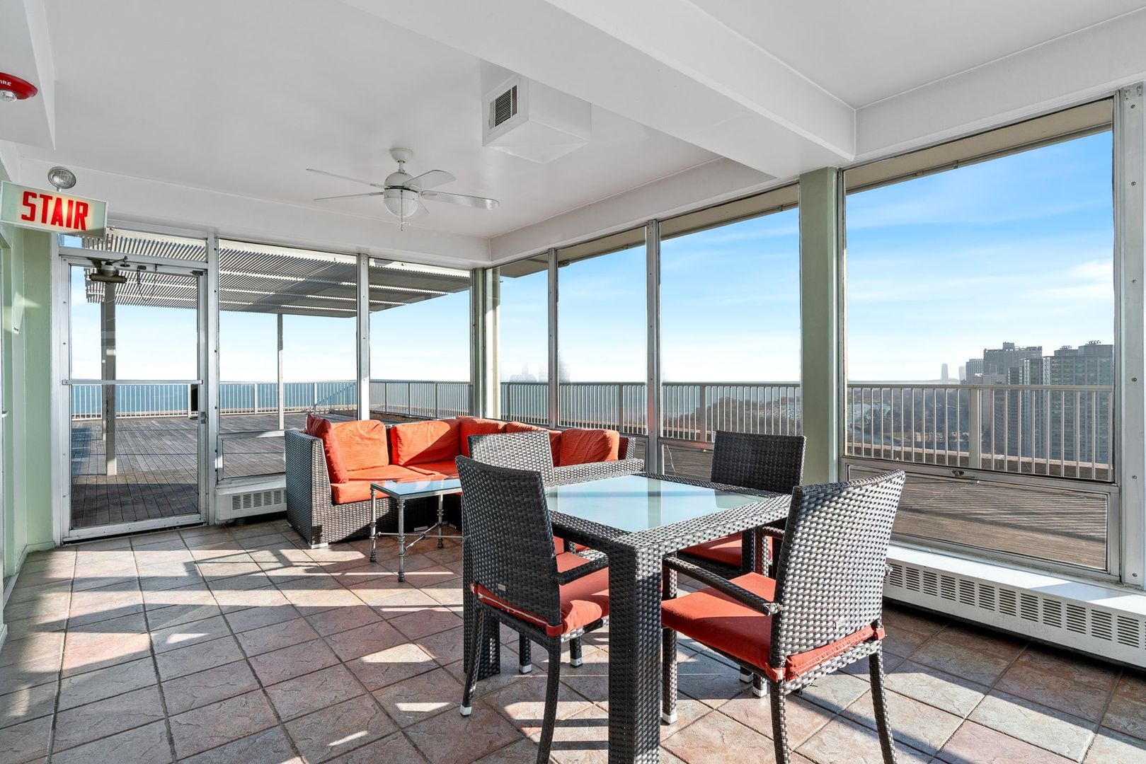 3900 N Lake Shore Drive Unit: 18F