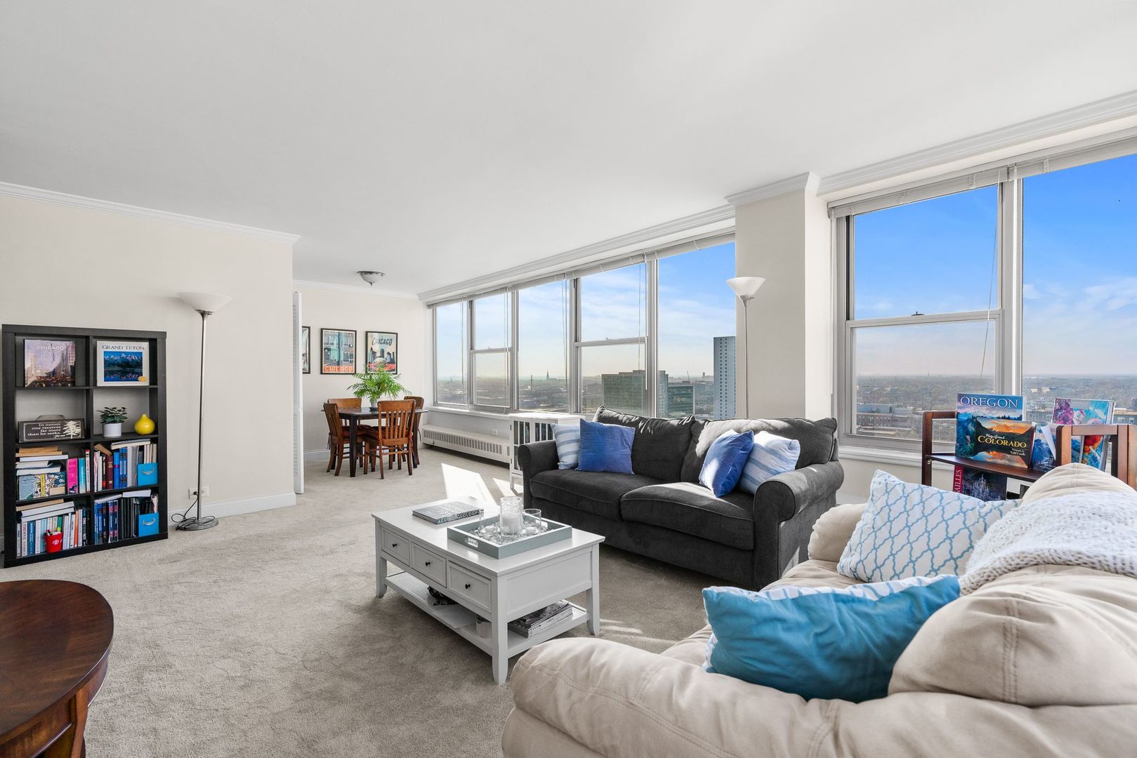 3900 N Lake Shore Drive Unit: 18F