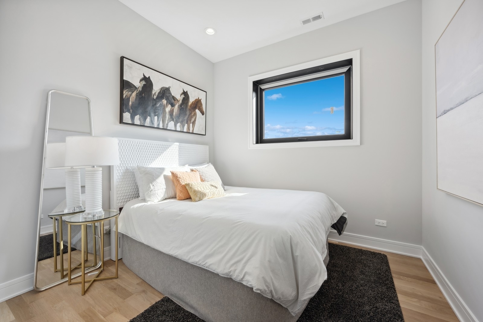 2487 N Milwaukee Avenue Unit: 3A