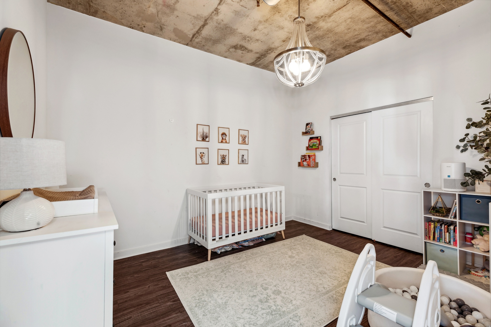 50 E 16th Street Unit: 706