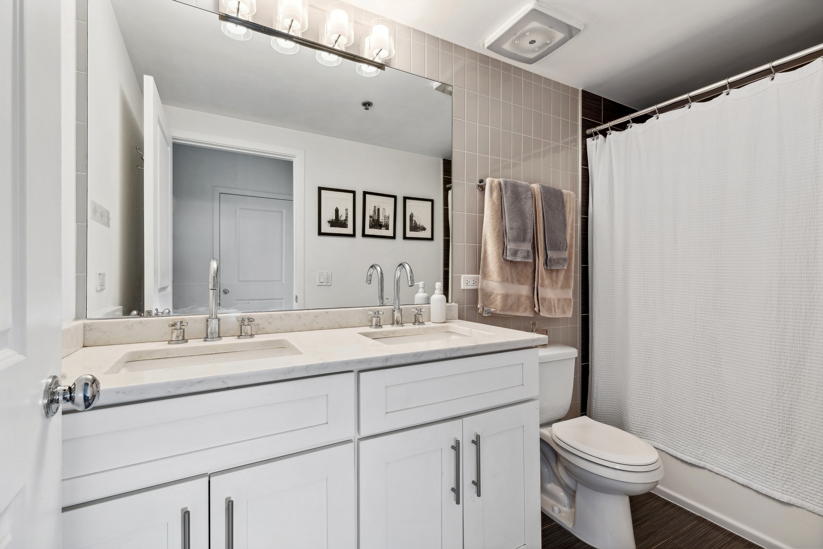 50 E 16th Street Unit: 706
