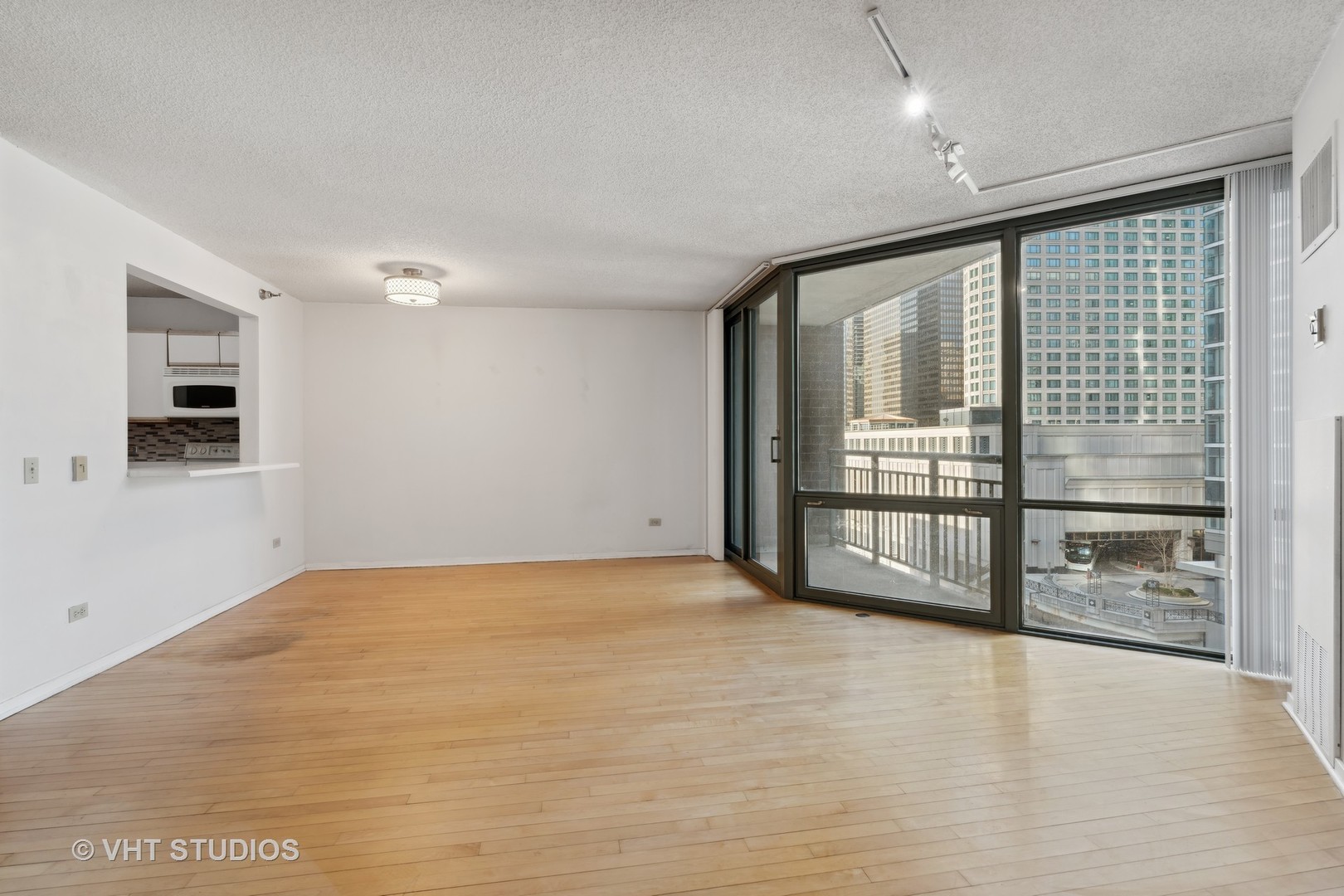 440 N McClurg Court Unit: 912