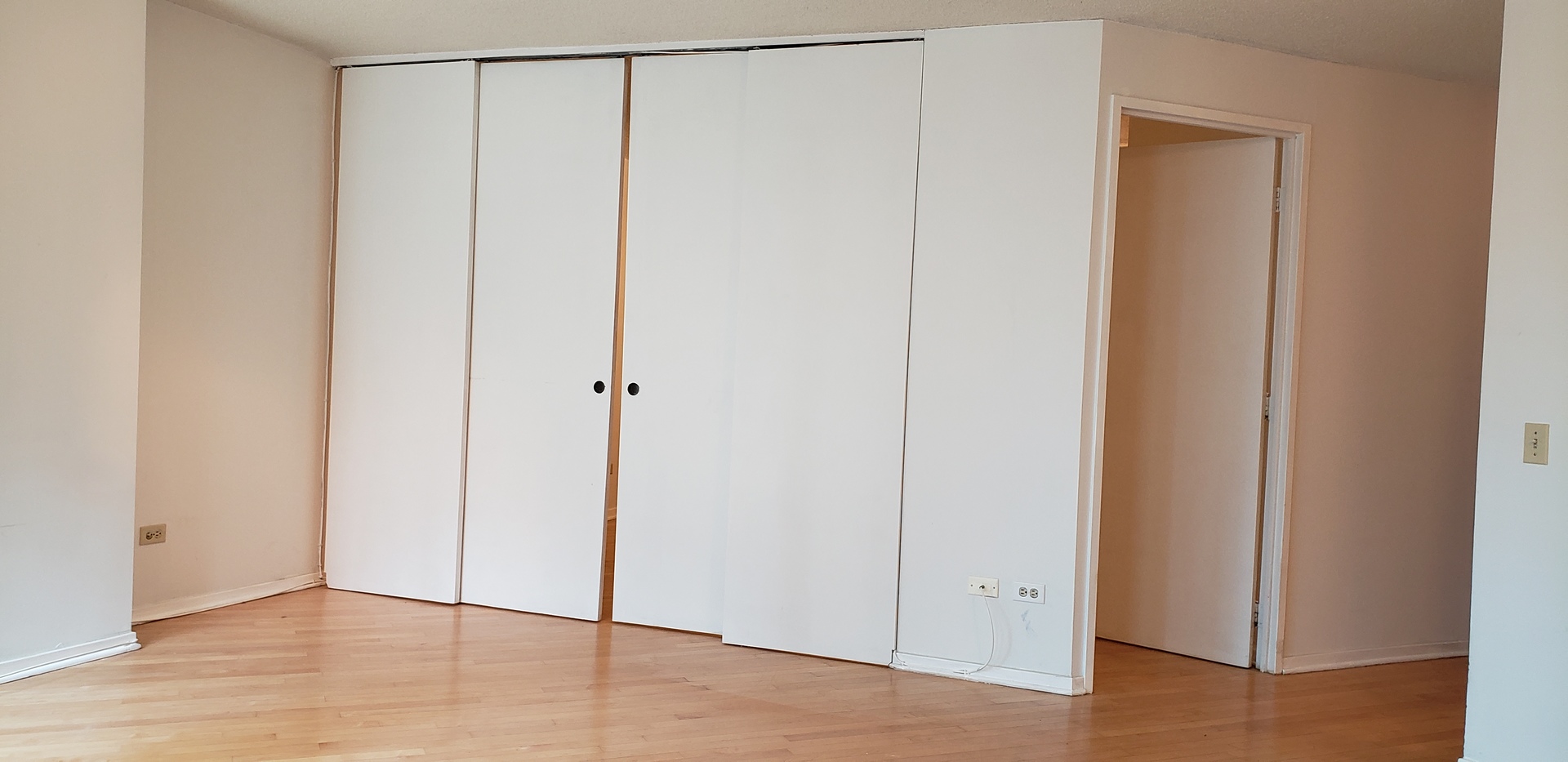 440 N McClurg Court Unit: 912