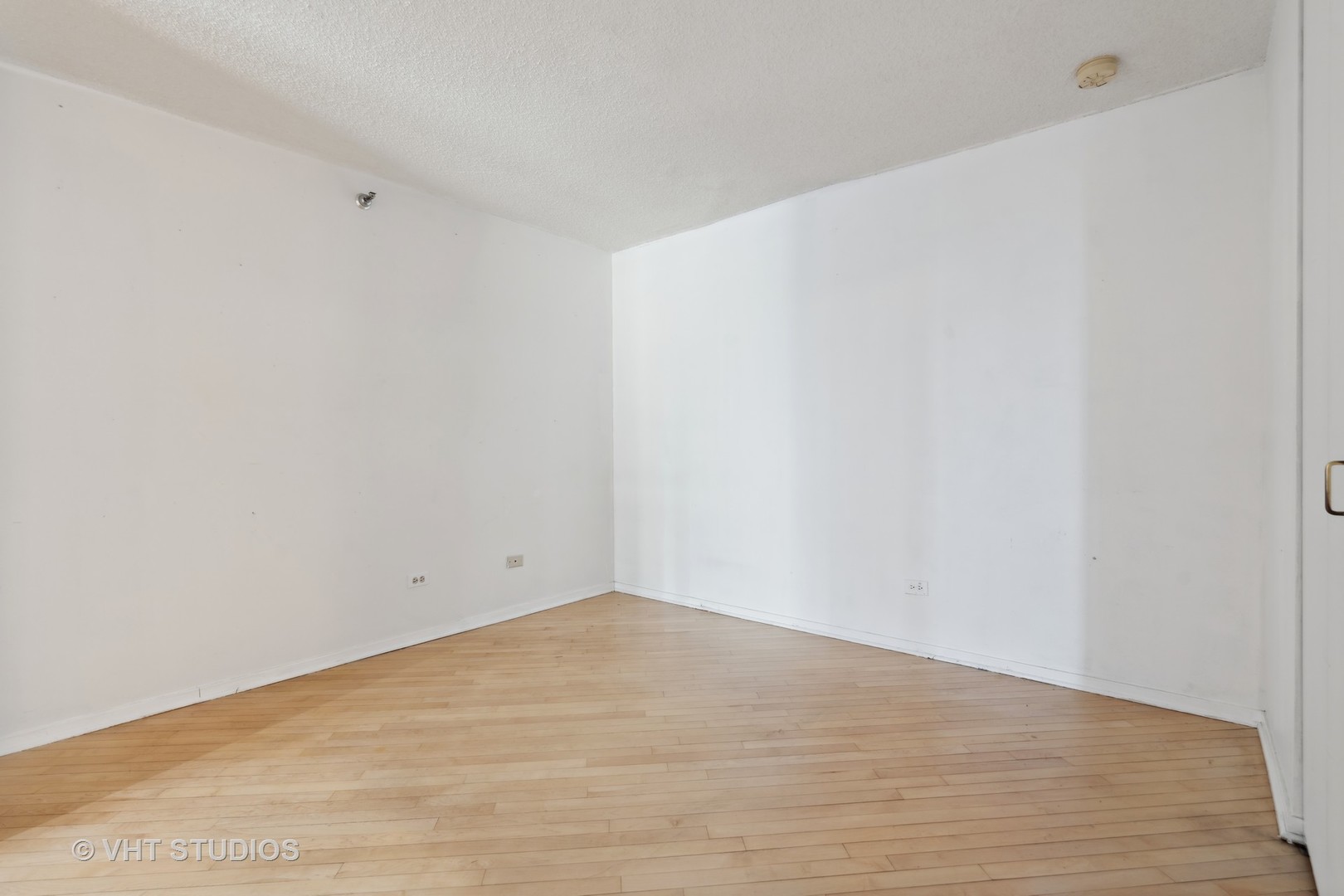 440 N McClurg Court Unit: 912