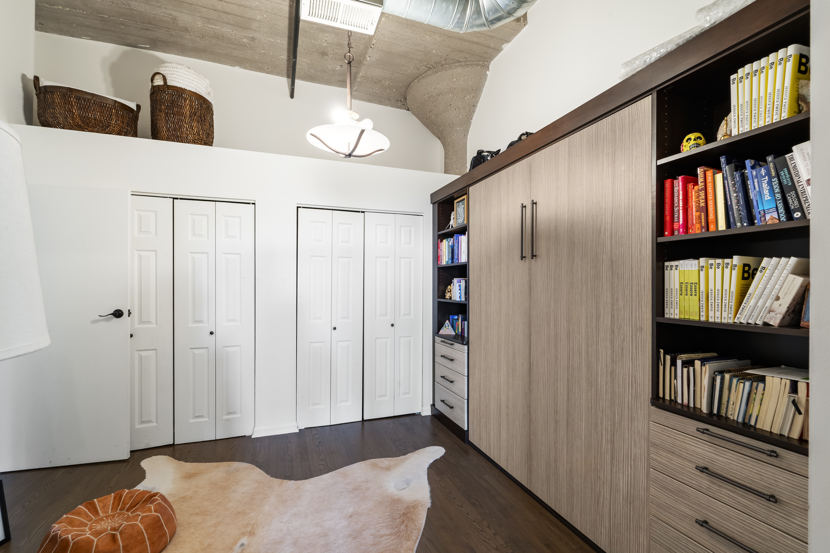 758 N Larrabee Street Unit: 617