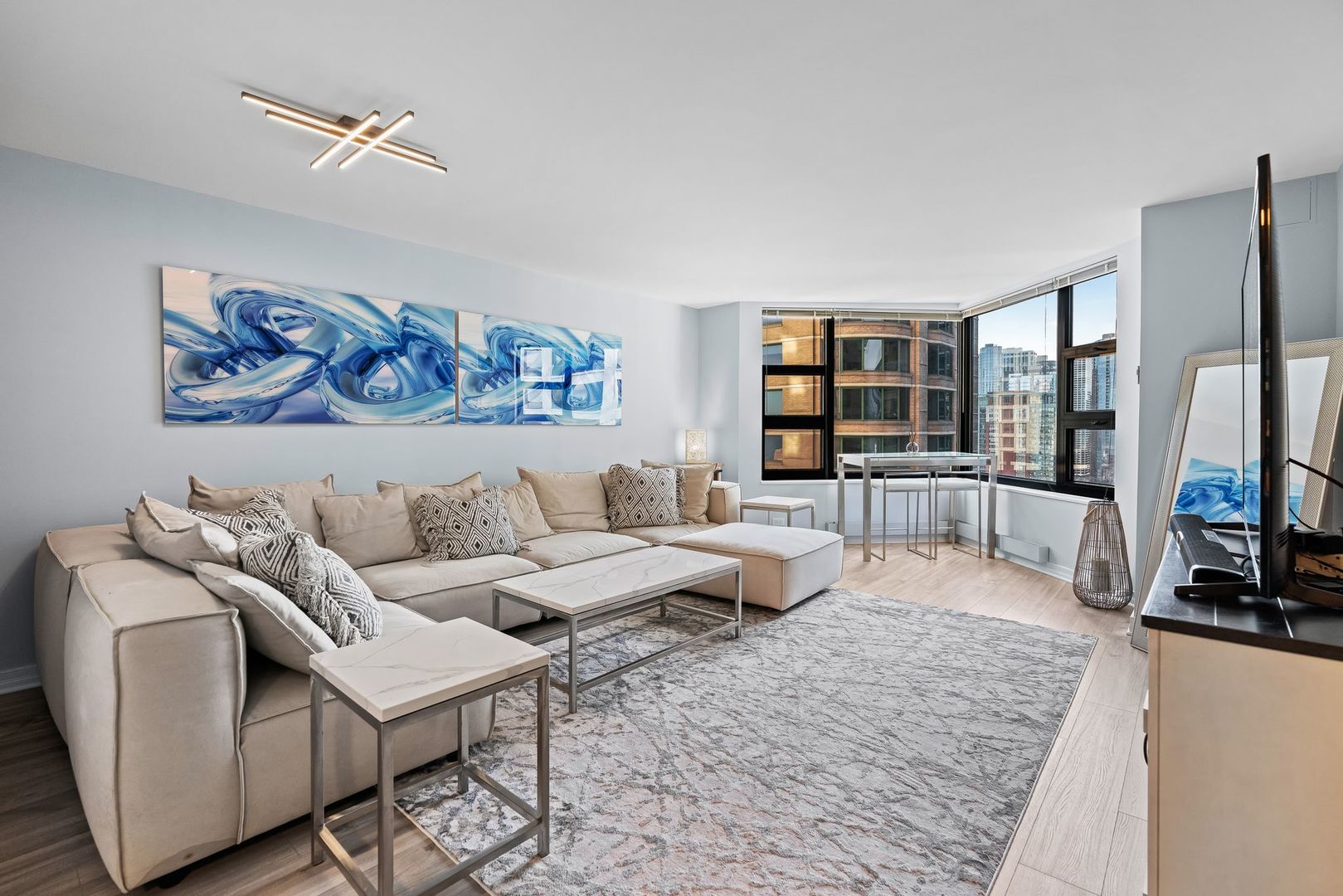 401 E Ontario Street Unit: 2604